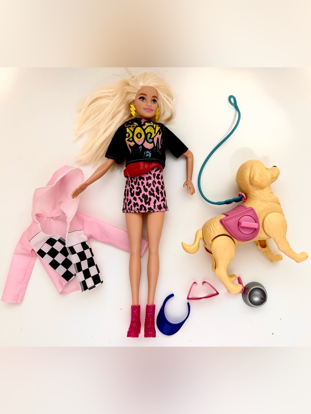 Assorted Bundle Barbie Fashionistas Doll & Barbie Walk and Potty Pup Playset